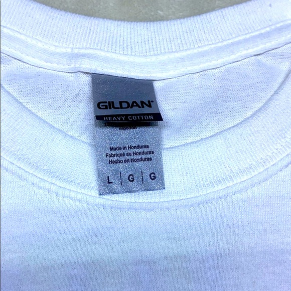 Gildan T Shirt - Picture 3 of 3